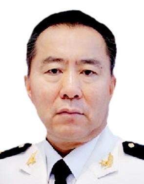 我熟悉的从快艇上走出来的几位将军